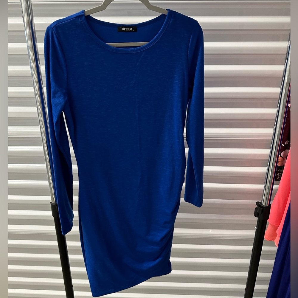 Long sleeve blue side ruched dress